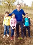 Министр экологии Мамиев Ч передает опыт младшему поколению